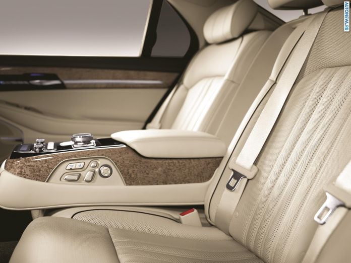 2016 Hyundai G90 - фотография 79 из 125