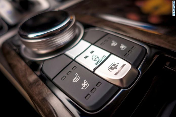 2016 Hyundai G90 - фотография 86 из 125 2016 Hyundai G90 - фотография 86 из 125