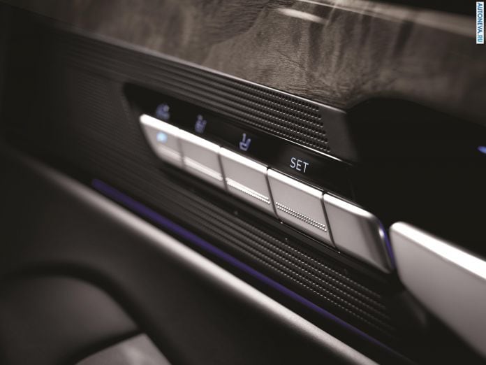 2016 Hyundai G90 - фотография 116 из 125 2016 Hyundai G90 - фотография 116 из 125