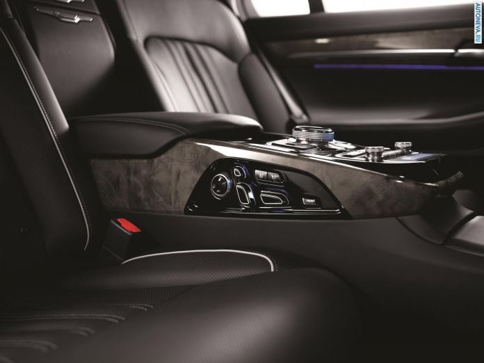 2016 Hyundai G90 - фотография 120 из 125 2016 Hyundai G90 - фотография 120 из 125
