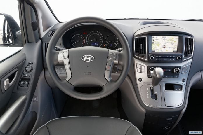 2016 Hyundai H1 Wagon - фотография 12 из 13 2016 Hyundai H1 Wagon - фотография 12 из 13