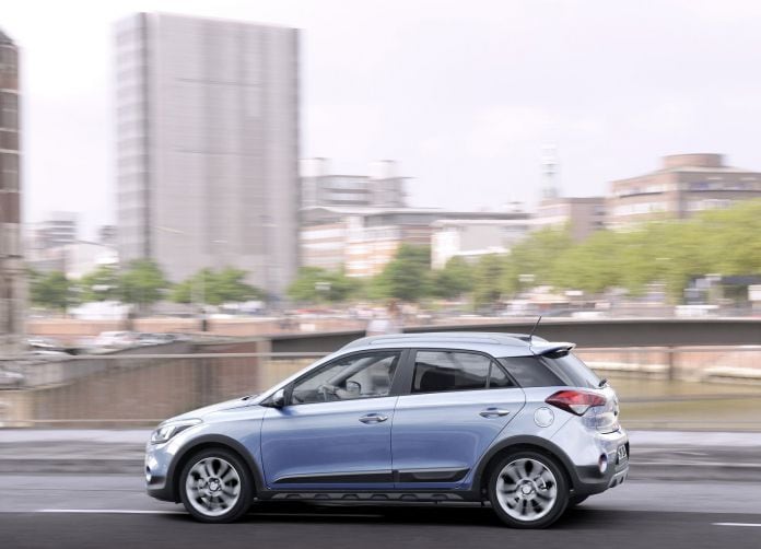 2016 Hyundai i20 Active - фотография 1 из 6