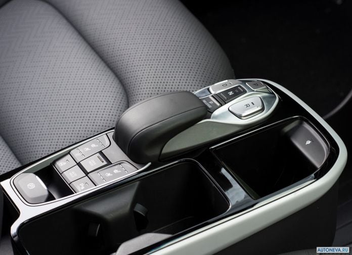 2016 Hyundai Ioniq Autonomous Concept - фотография 15 из 27 2016 Hyundai Ioniq Autonomous Concept - фотография 15 из 27