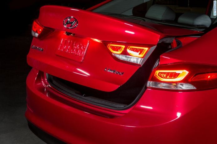 2017 Hyundai Elantra - фотография 24 из 51 2017 Hyundai Elantra - фотография 24 из 51