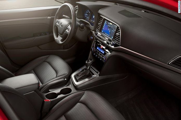 2017 Hyundai Elantra - фотография 33 из 51
