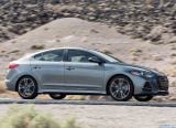 hyundai_2017_elantra_sport_018.jpg