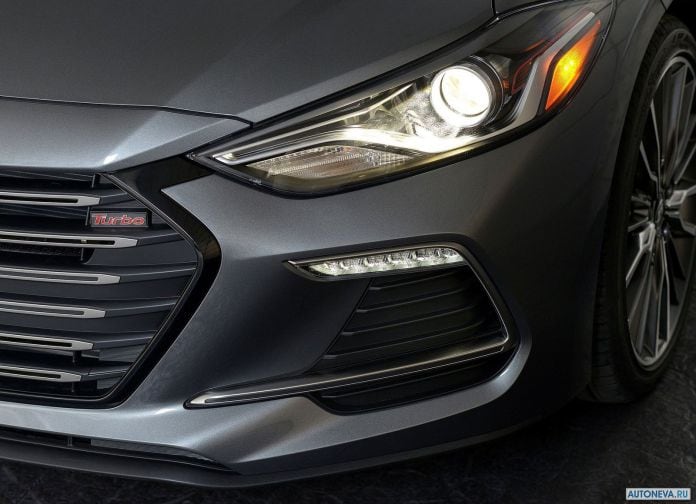 2017 Hyundai Elantra Sport - фотография 58 из 73