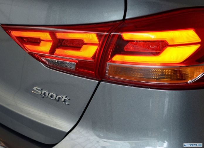 2017 Hyundai Elantra Sport - фотография 61 из 73