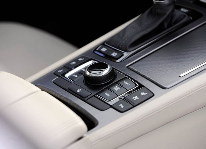 2017 Genesis G80 - фотография 23 из 35 2017 Genesis G80 - фотография 23 из 35