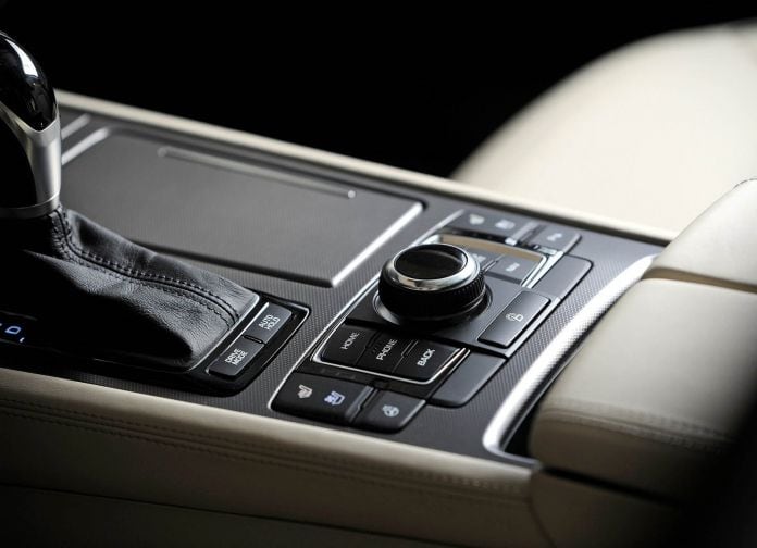 2017 Genesis G80 - фотография 24 из 35 2017 Genesis G80 - фотография 24 из 35