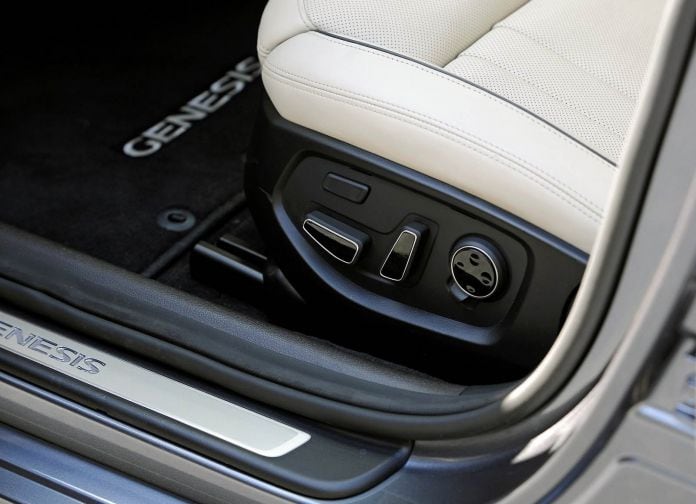 2017 Genesis G80 - фотография 26 из 35 2017 Genesis G80 - фотография 26 из 35