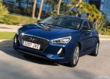 hyundai_2017_i30_018.jpg