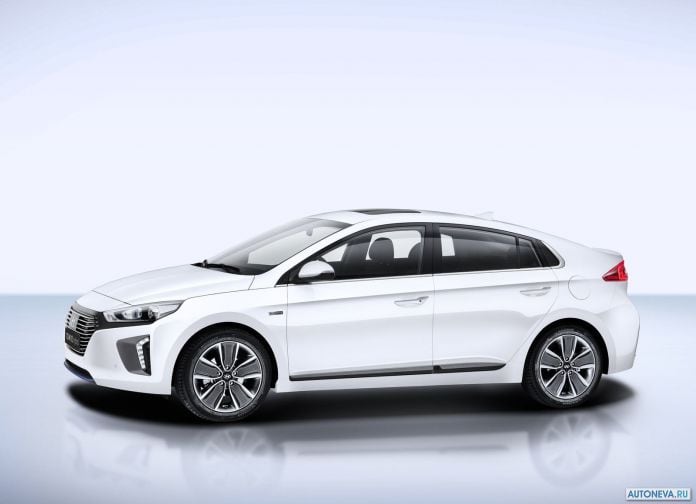 2016 Hyundai Ioniq - фотография 6 из 42 2016 Hyundai Ioniq - фотография 6 из 42