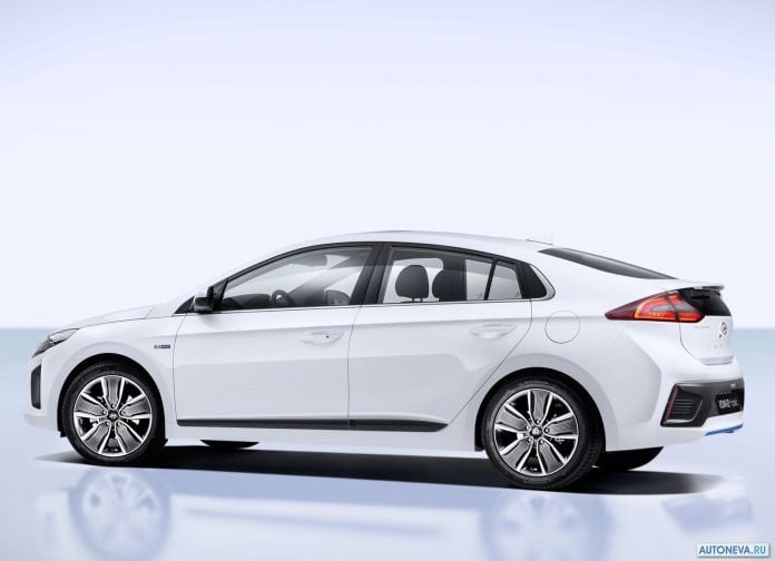 2016 Hyundai Ioniq - фотография 9 из 42 2016 Hyundai Ioniq - фотография 9 из 42