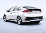 hyundai_2017_ioniq_013.jpg