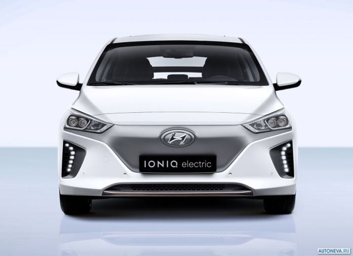 2016 Hyundai Ioniq - фотография 14 из 42 2016 Hyundai Ioniq - фотография 14 из 42
