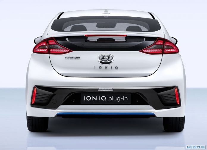 2016 Hyundai Ioniq - фотография 19 из 42