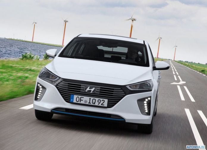 2017 Hyundai Ioniq - фотография 9 из 90 2017 Hyundai Ioniq - фотография 9 из 90