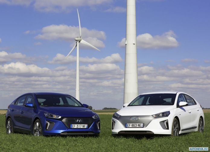 2017 Hyundai Ioniq - фотография 16 из 90 2017 Hyundai Ioniq - фотография 16 из 90