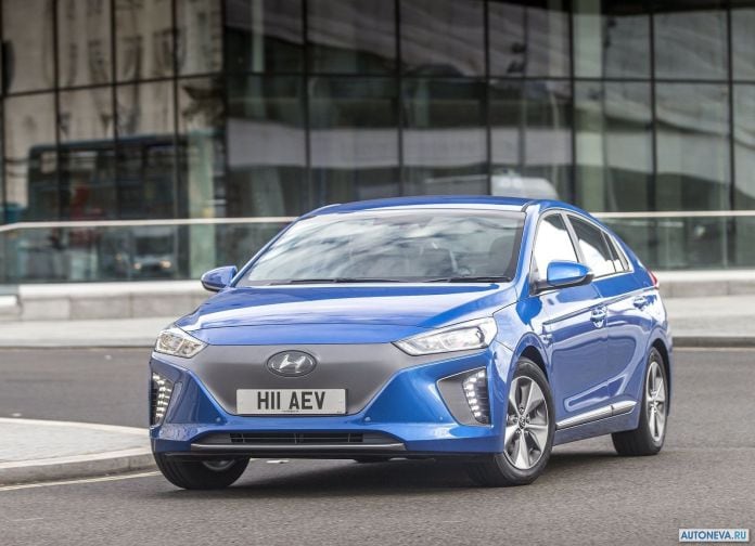 2017 Hyundai Ioniq UK-version - фотография 3 из 205 2017 Hyundai Ioniq UK-version - фотография 3 из 205
