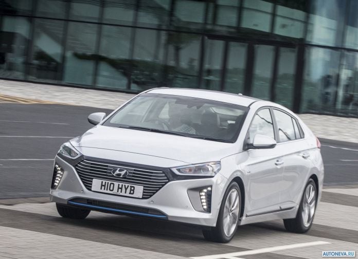 2017 Hyundai Ioniq UK-version - фотография 13 из 205 2017 Hyundai Ioniq UK-version - фотография 13 из 205