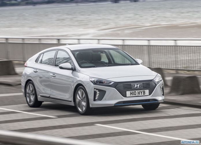 2017 Hyundai Ioniq UK-version - фотография 19 из 205