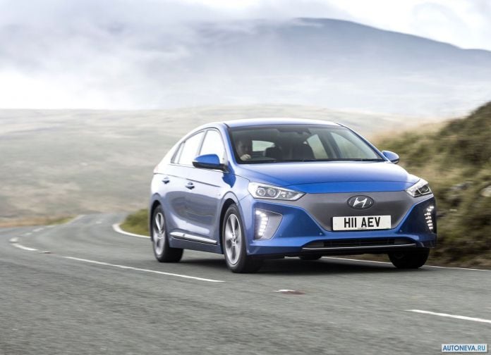 2017 Hyundai Ioniq UK-version - фотография 43 из 205 2017 Hyundai Ioniq UK-version - фотография 43 из 205