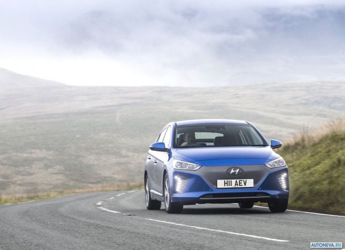 2017 Hyundai Ioniq UK-version - фотография 45 из 205 2017 Hyundai Ioniq UK-version - фотография 45 из 205