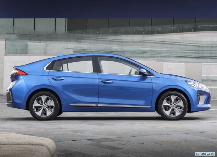 2017 Hyundai Ioniq UK-version - фотография 50 из 205 2017 Hyundai Ioniq UK-version - фотография 50 из 205