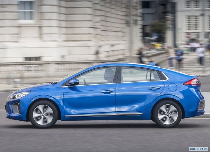 2017 Hyundai Ioniq UK-version - фотография 55 из 205 2017 Hyundai Ioniq UK-version - фотография 55 из 205