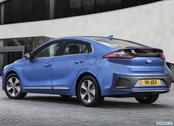 2017 Hyundai Ioniq UK-version - фотография 59 из 205 2017 Hyundai Ioniq UK-version - фотография 59 из 205