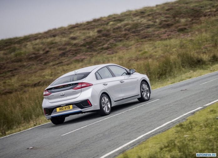 2017 Hyundai Ioniq UK-version - фотография 65 из 205 2017 Hyundai Ioniq UK-version - фотография 65 из 205