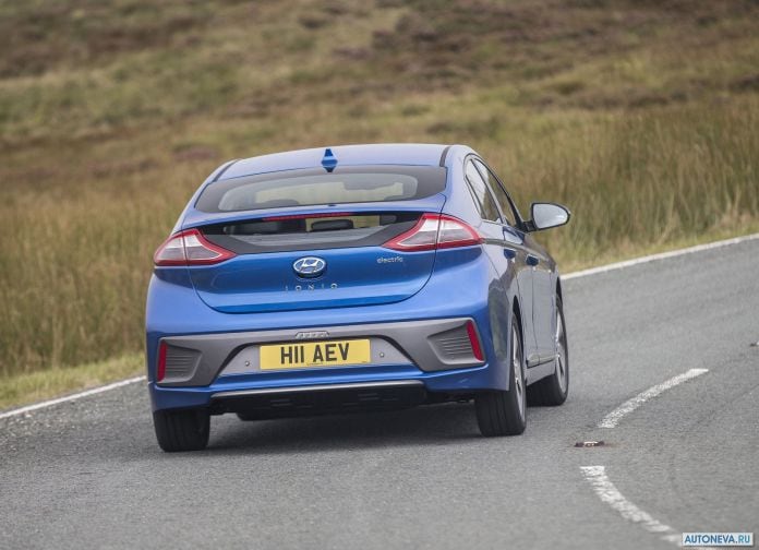 2017 Hyundai Ioniq UK-version - фотография 86 из 205 2017 Hyundai Ioniq UK-version - фотография 86 из 205