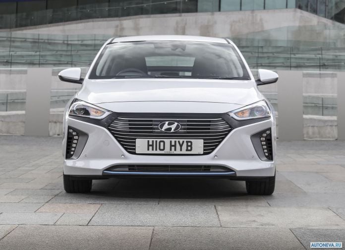 2017 Hyundai Ioniq UK-version - фотография 87 из 205 2017 Hyundai Ioniq UK-version - фотография 87 из 205