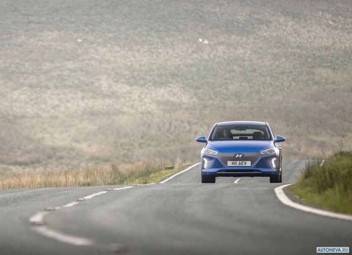 2017 Hyundai Ioniq UK-version - фотография 96 из 205 2017 Hyundai Ioniq UK-version - фотография 96 из 205
