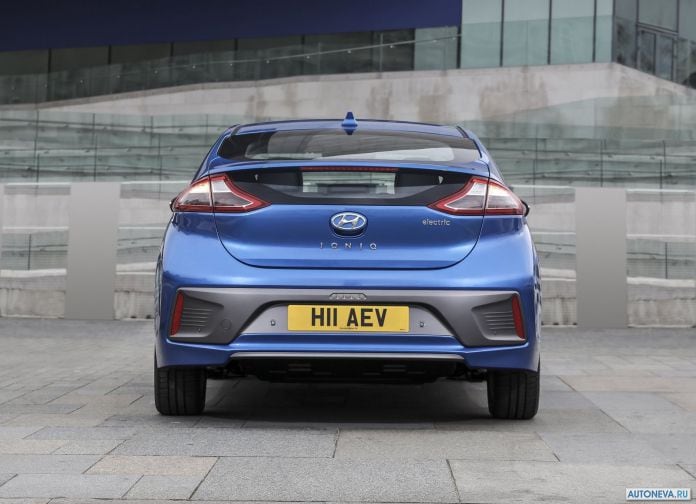 2017 Hyundai Ioniq UK-version - фотография 97 из 205 2017 Hyundai Ioniq UK-version - фотография 97 из 205