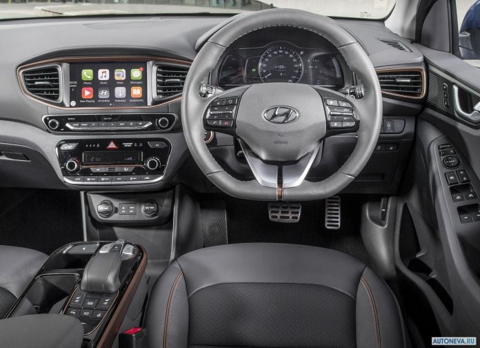 2017 Hyundai Ioniq UK-version - фотография 102 из 205 2017 Hyundai Ioniq UK-version - фотография 102 из 205