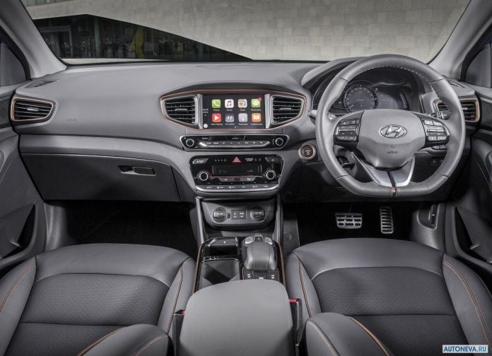 2017 Hyundai Ioniq UK-version - фотография 103 из 205 2017 Hyundai Ioniq UK-version - фотография 103 из 205