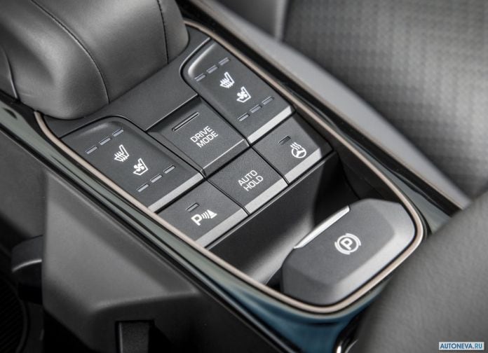 2017 Hyundai Ioniq UK-version - фотография 131 из 205 2017 Hyundai Ioniq UK-version - фотография 131 из 205