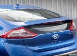 hyundai_2017_ioniq_uk_version_173.jpg