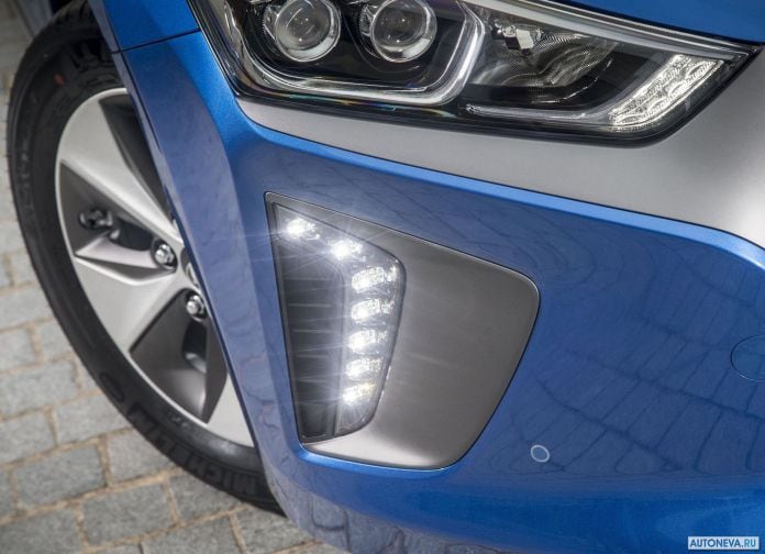 2017 Hyundai Ioniq UK-version - фотография 175 из 205 2017 Hyundai Ioniq UK-version - фотография 175 из 205