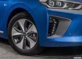 hyundai_2017_ioniq_uk_version_185.jpg