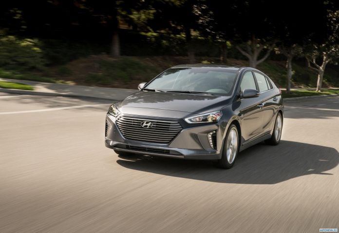 2017 Hyundai Ioniq US-version - фотография 11 из 63 2017 Hyundai Ioniq US-version - фотография 11 из 63