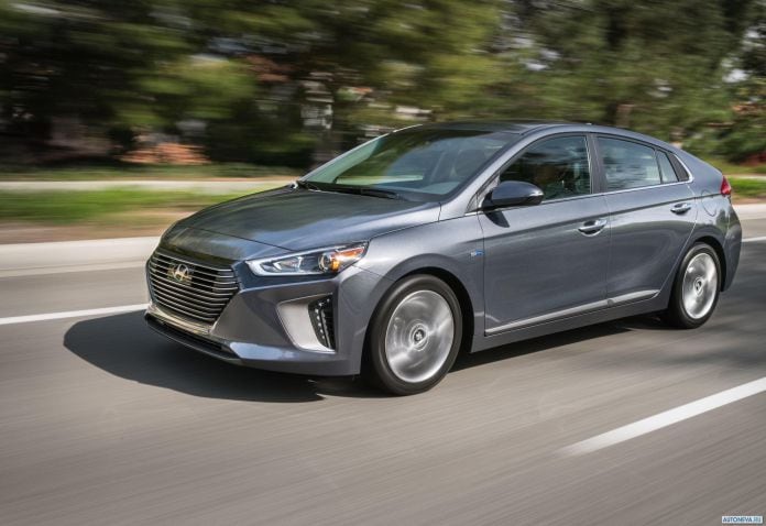2017 Hyundai Ioniq US-version - фотография 15 из 63 2017 Hyundai Ioniq US-version - фотография 15 из 63