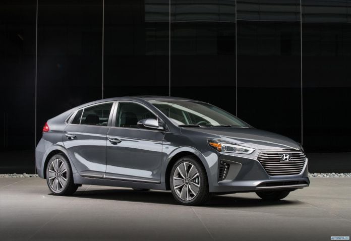 2017 Hyundai Ioniq US-version - фотография 21 из 63 2017 Hyundai Ioniq US-version - фотография 21 из 63