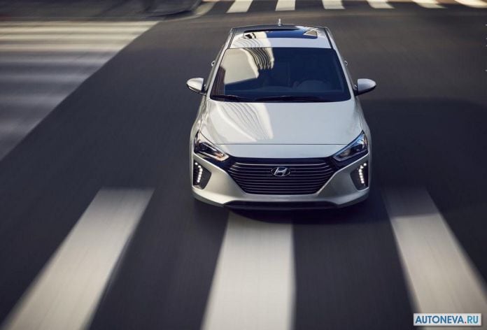 2017 Hyundai Ioniq US-version - фотография 25 из 63 2017 Hyundai Ioniq US-version - фотография 25 из 63