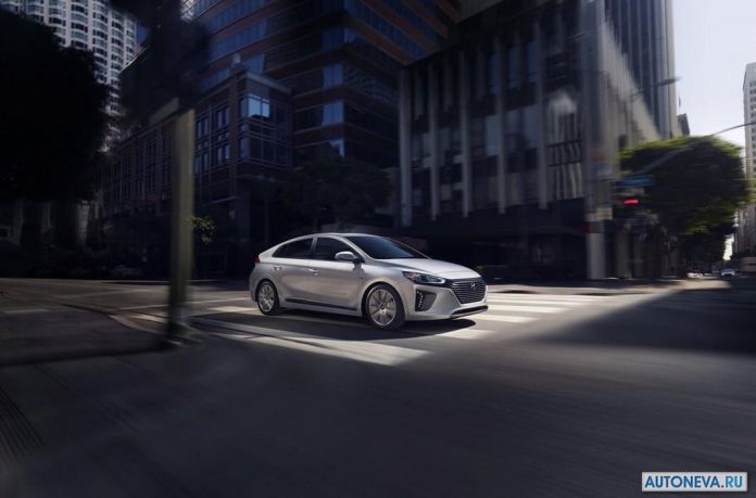 2017 Hyundai Ioniq US-version - фотография 27 из 63 2017 Hyundai Ioniq US-version - фотография 27 из 63