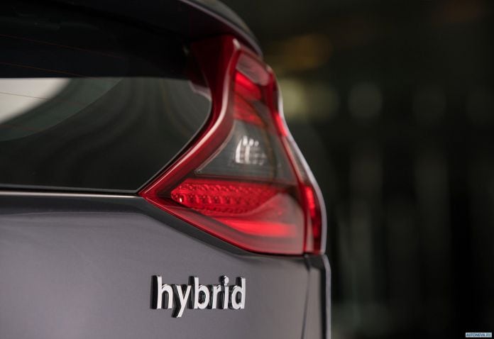 2017 Hyundai Ioniq US-version - фотография 35 из 63