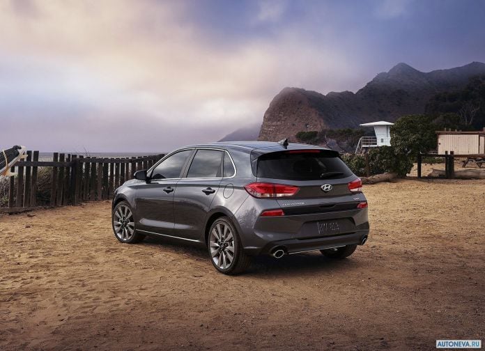 2018 Hyundai Elantra GT - фотография 9 из 75 2018 Hyundai Elantra GT - фотография 9 из 75
