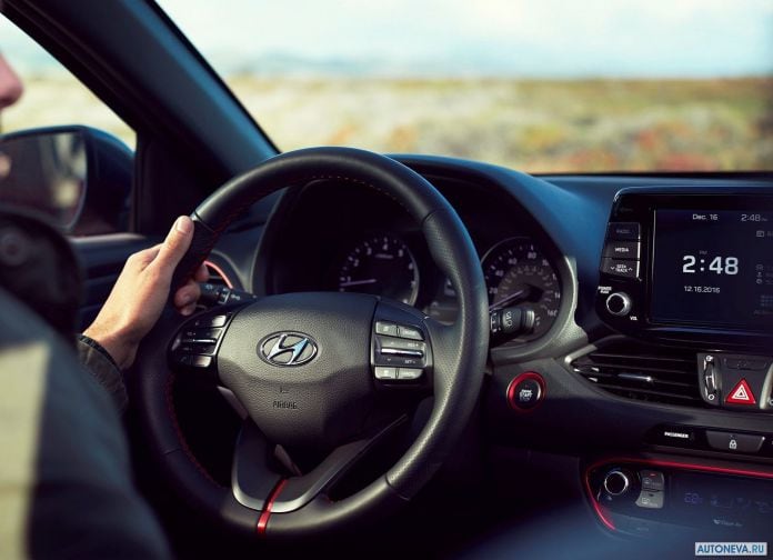 2018 Hyundai Elantra GT - фотография 21 из 75